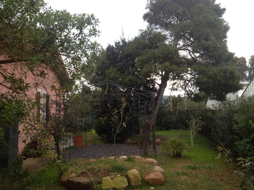 Bed and Breakfast La Contea SantʼAnna Arresi Exterior foto